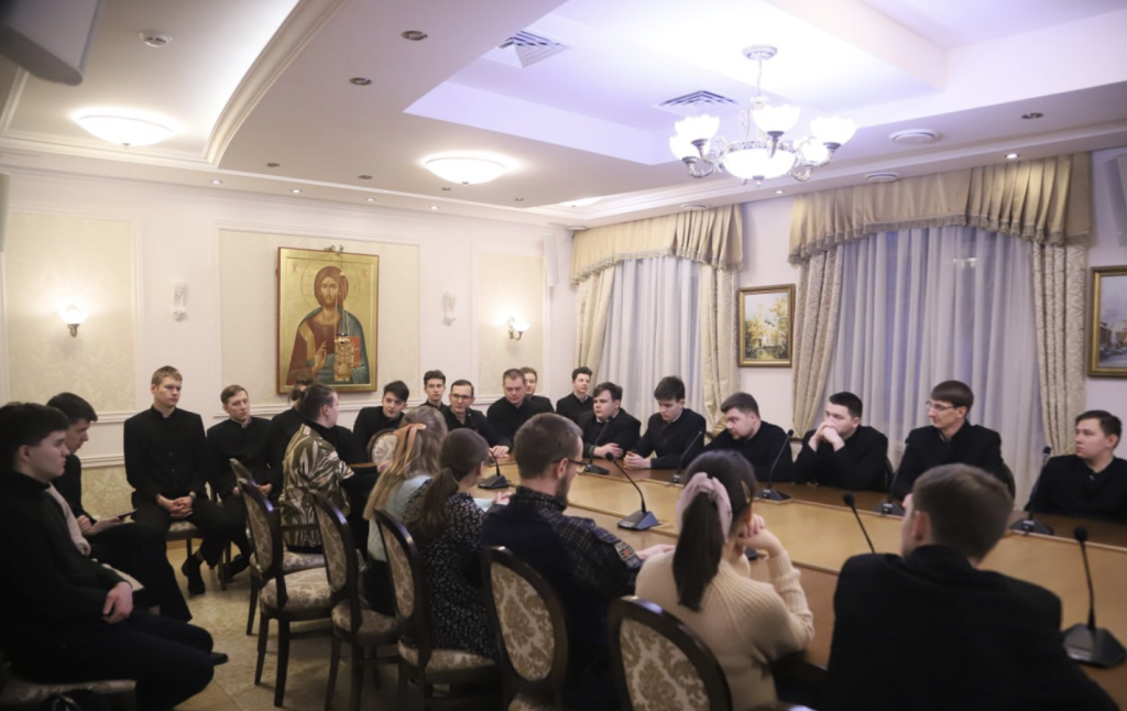 Снимок экрана 2024-02-25 в 23.02.50.png